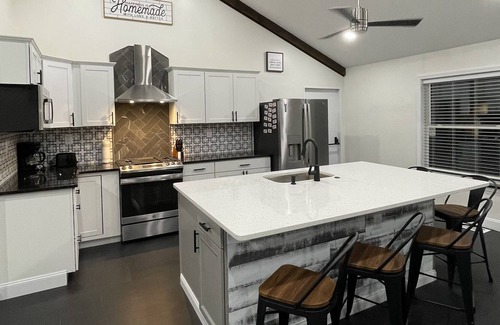Ashtabula Casa | The Chapel- Sunset Vacation Rentals