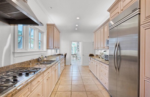 Florida Gulf Coast Casa | The Charm of Boca - 5 Bedroom in Historic District