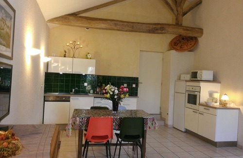 Le Poire-sur-Vie Cabaña | El encanto de piedra y vegetación. 4 o 6 por vivienda en el campo.