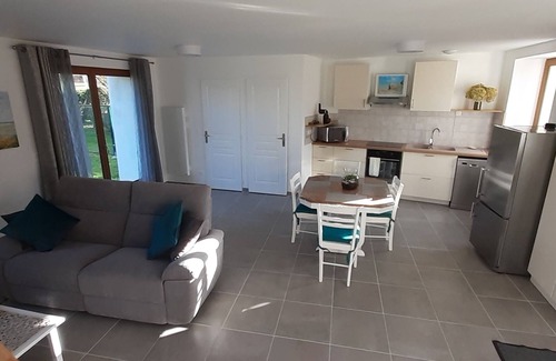Neuville-Bosc Casa | The charm of the old, the comfort of the new.