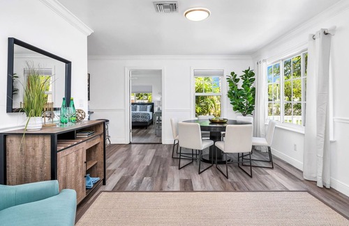 Parker Ridge Casa | The Charming Breezeway Villa with Hot Tub! 10 Min to The Beach!