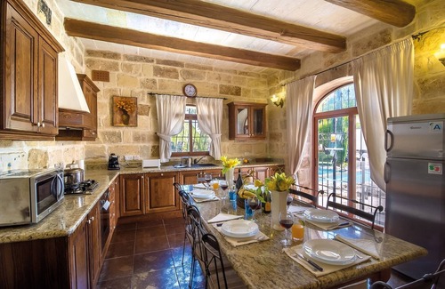 Misraħ Strejnu Villa | The Chateau - Stunning Huge Villa with Private Pool, Garden & Playing Area
