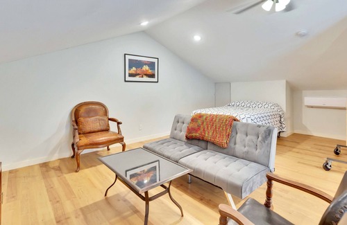 Manchaca Casa | The Chateau Unit D