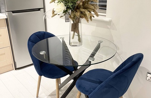 Greenhithe Apartamento | The chateaux luxury Apartment- 5 min from Bluewater shopping mall