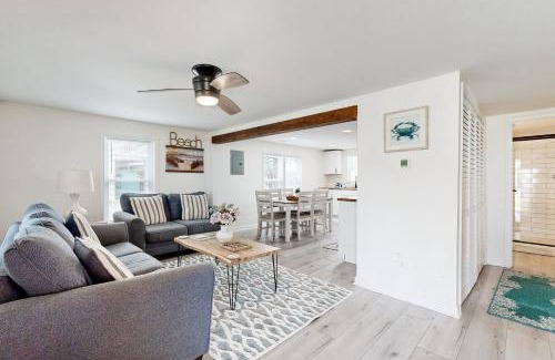 Garden City Casa | The Cheeky Crab - Whole House
