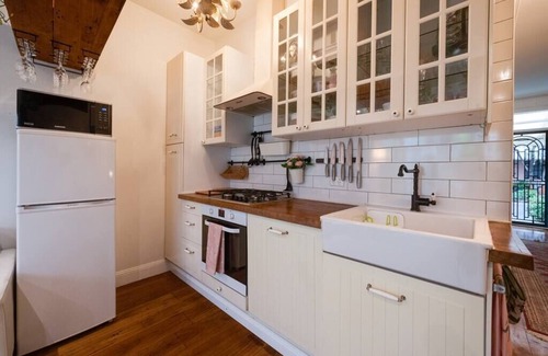 Redfern Casa | The Chelsea Cottage, Alfresco Living East Redfern