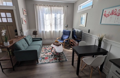 Mississippi District Casa | The Cherry Blossom - 3BD 2.5 BA House near Mississippi Ave and Legacy Emmanuel