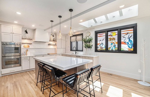 Cherry Creek Casa | The Cherry Creek Chateau: 2 block walk