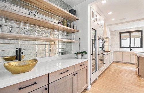 Cherry Creek Casa | The Cherry Creek Chateau: 2 block walk