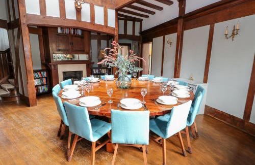 Peterborough Casa | The Chestnuts