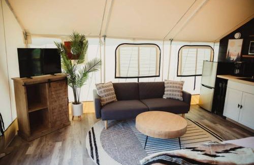 Cadiz Otro | The Chetopa, Luxury Safari Tent