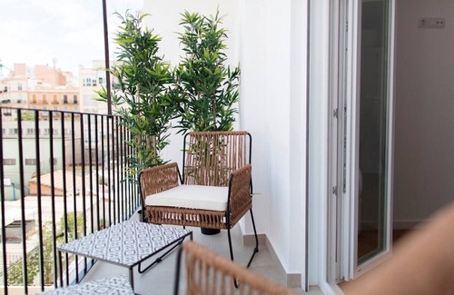 Eixample Apartamento | The Chic and Elegant Apartment in Valencia Centre by Florit Flats