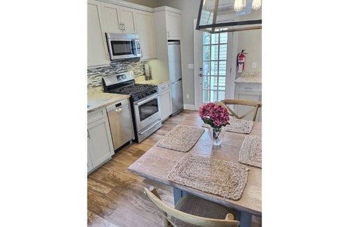 Ocean Grove Casa | The Chic Boutique Cottage - 1/2 duplex - Ocean Grove
