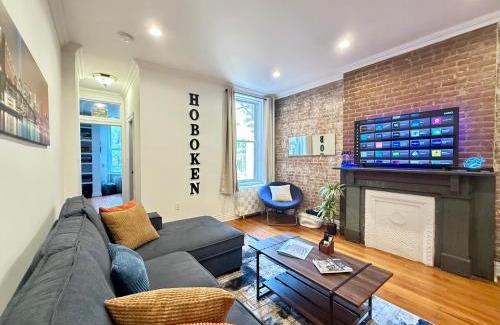 Hoboken Apartamento | The Chill Spot - Great Location 15 Minutes to NYC