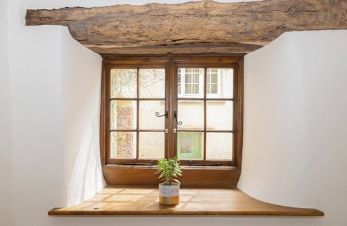 Crediton Cabaña | The Cider Barn is a beautiful, three-bedroom, rural retreat.