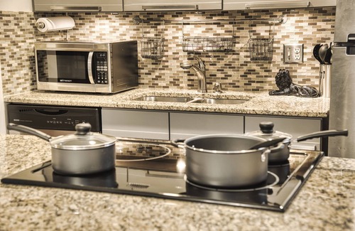 East Walnut HIlls Casa | The Cincy Hideaway, <5min to Downtown