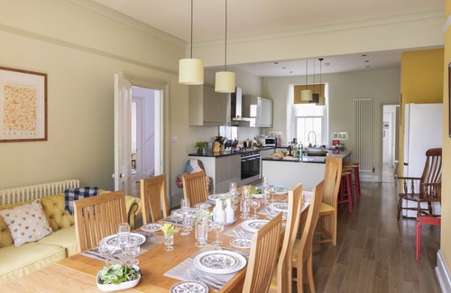North Bitchburn Casa | THE CLARENCE - An exceptionally spacious Edwardian town house in the heart of Bishop Auckland.