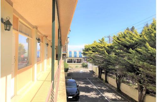 Katoomba Hotel | The Clarendon Motel Katoomba