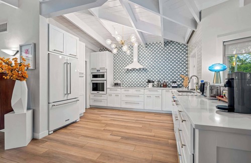 Lake Clarke Shores Villa | Villa Flamingo - A Resort-Like Waterfront Home