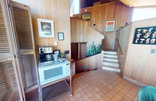 Bodega Bay Casa | The Cliff House: Panoramic Oceanfront Views by Famed Architect Carson Bowler.
