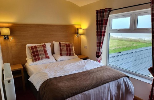 Bacton Hotel | The Cliff Top Inn