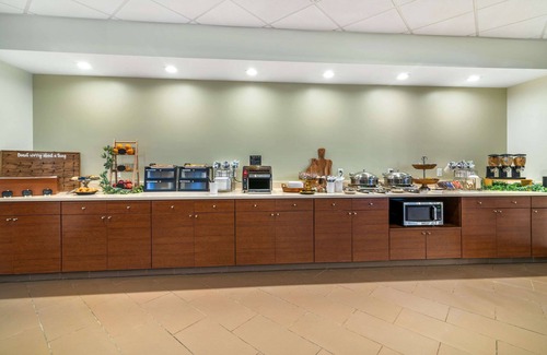 Cohoes Hotel | The Clocktower Hotel at Century House, Ascend Hotel Collection