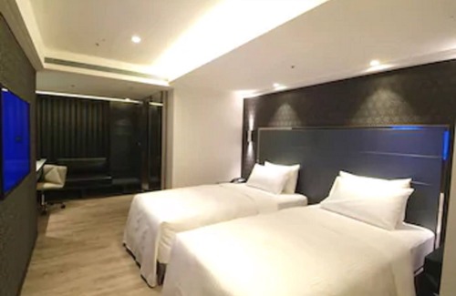 Central District Hotel | The Cloud Hotel
