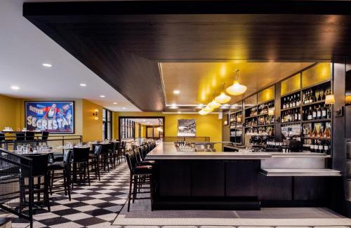 Jackson Hole Hotel | The Cloudveil, Autograph Collection