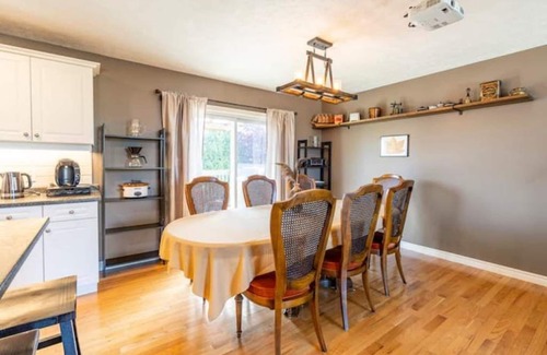Port Elgin Casa | The Clubhouse - Welcome to Port Elgin, Ontario.