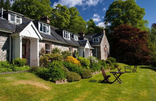 Marybank Hotel | The Cnoc Hotel