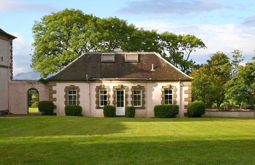 Rothesay Cabaña | The Coach House at Stewart Hall