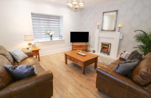 Thornton Casa | The Coach House