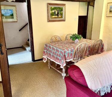 Henley Casa | The Coach House
