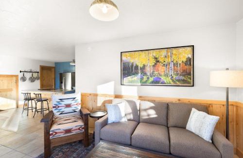Creede Casa | The Coach House