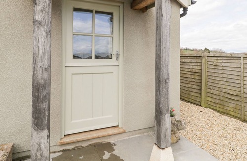 Wedmore Cabaña | THE COAL HOUSE AT MENDIP VIEW, with a garden in Wedmore