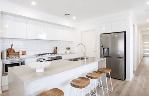 Callala Bay Casa | The Coast Beach - Pet Friendly - 2 Mins Walk to Bay
