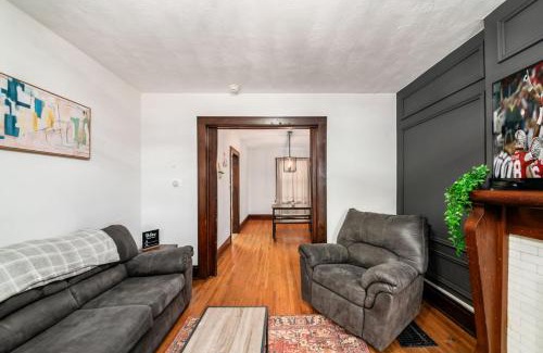 Brewery District Casa | The Cobblestone Townhouse - 2 BR -German Village