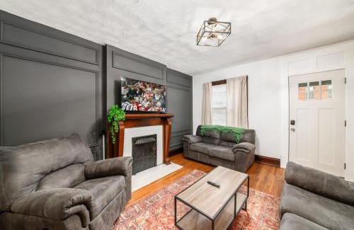 Brewery District Casa | The Cobblestone Townhouse - 2 BR -German Village