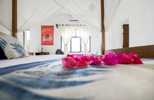Tiwi Hotel | The Coconut Beach Boutique Lodge & Spa
