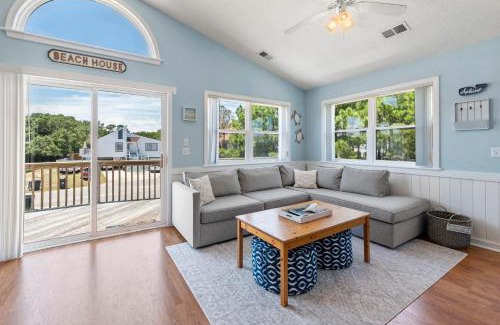 Colington Casa | The Coconut Cottage