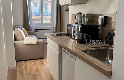 7th Arrondissement Apartamento | The Cocoon of Vieux Port -place aux Huiles/ Estienne d'Orves