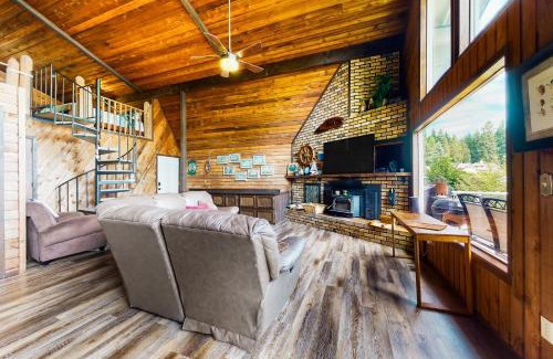 Anderson Island Casa | The Coffee Grounds