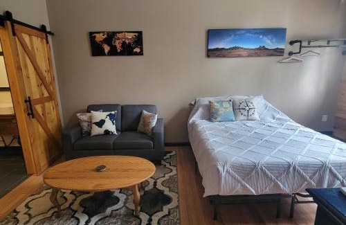 Sandpoint Cama Y Desayuno | The Colburn Schoolhouse - Geography suite