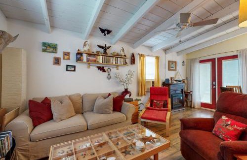 Silver Creek Village Casa | The Collector's Hideaway