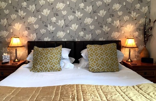 Hele Casa | The Collingdale Guest House