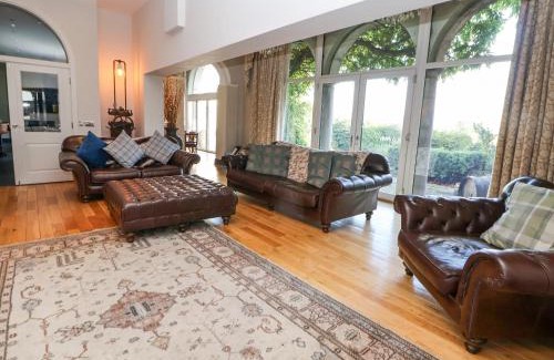 Saint Asaph Casa | The Colonnade