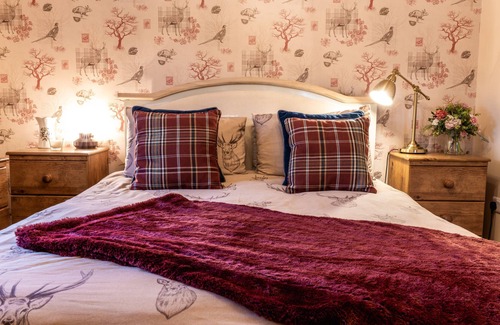 Mullaghbawn Apartamento | The Colorado-Apartamento-De Lujo-Baño Privado-Balcón