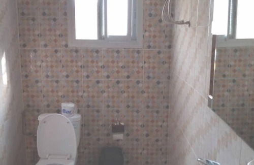 Kribi Hotel | Habitacion Doble-Estándar-Baño con ducha