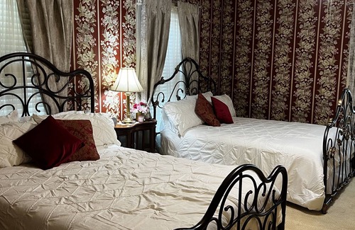 Bainbridge Cama Y Desayuno | The Commodore Bed and Breakfast