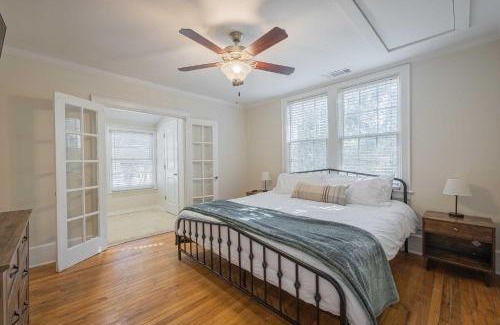 Athens Casa | The Complex on Bobbins Mill